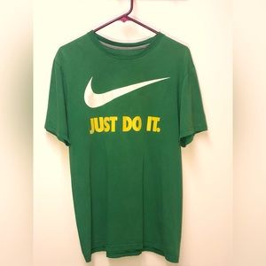 Nike t-shirt